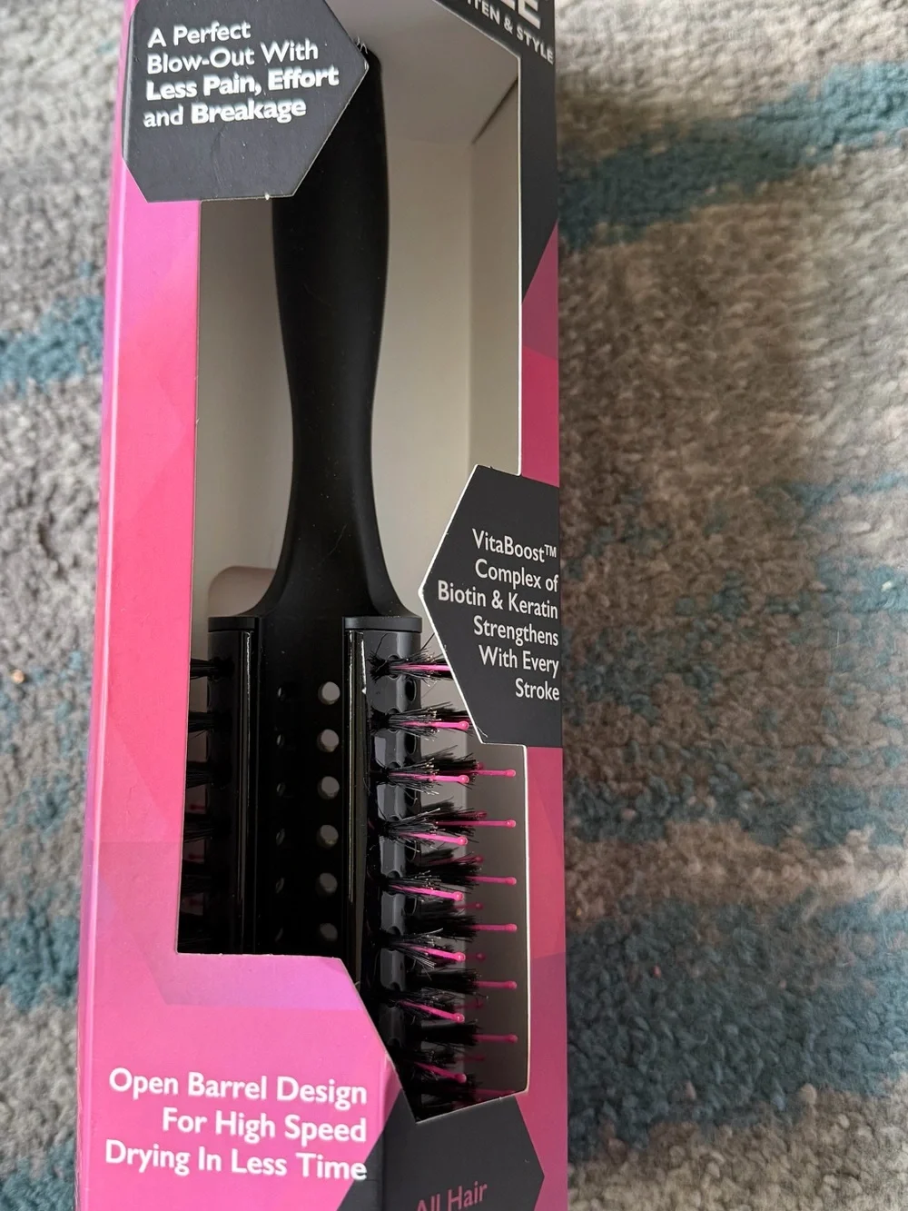NIB Wet Brush Break Free Straighten & Style Round Brush